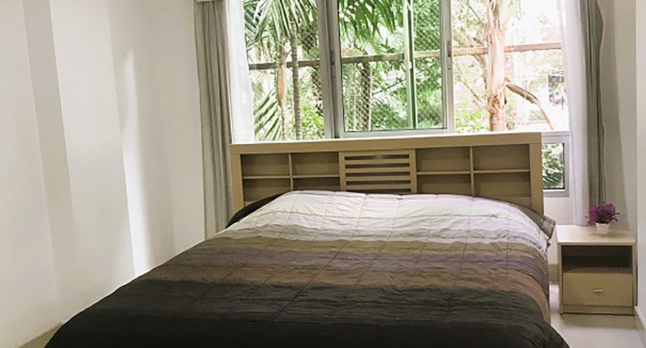 For sale 2 bedrooms condo in Khlong Toei, Bangkok