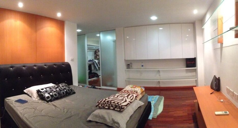 À vendre 3 chambres condo à Watthana, Bangkok