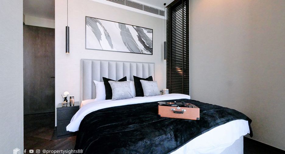 Condo en alquiler de 3 habitaciones en Khlong Toei, Bangkok