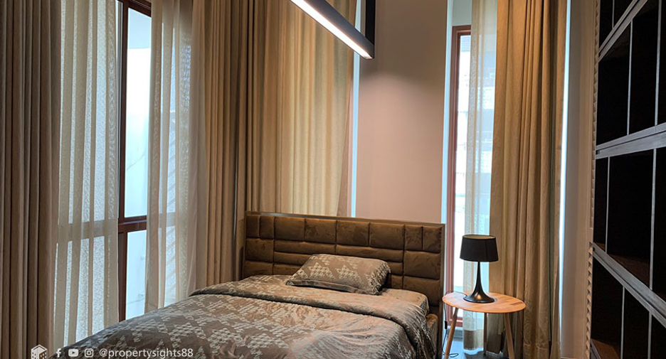 ให้เช่า 3 ห้องนอน คอนโด ใน คลองเตย, กรุงเทพฯ