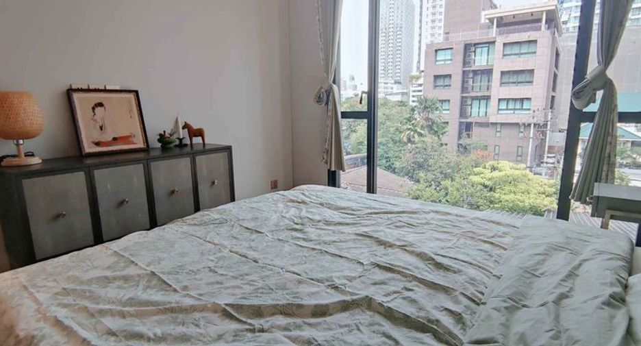 For rent 2 bedrooms condo in Watthana, Bangkok
