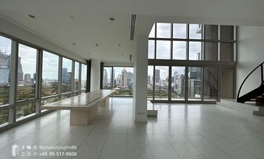 For rent 4 bedrooms condo in Pathum Wan, Bangkok