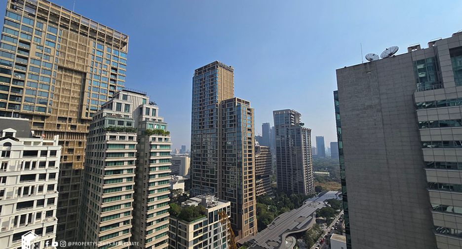 Wohnung zur Miete mit 2 Zimmer in Pathum Wan, Bangkok