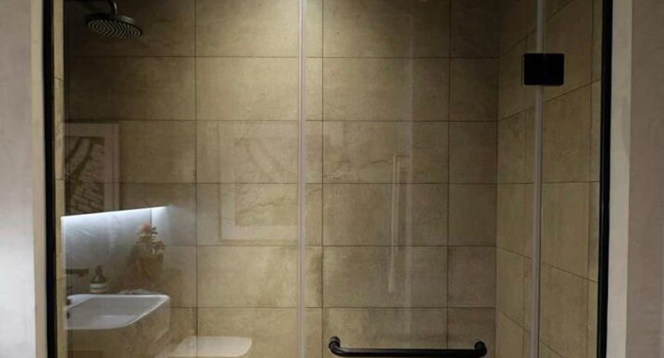 For rent 2 ベッドルーム condo in Watthana, Bangkok