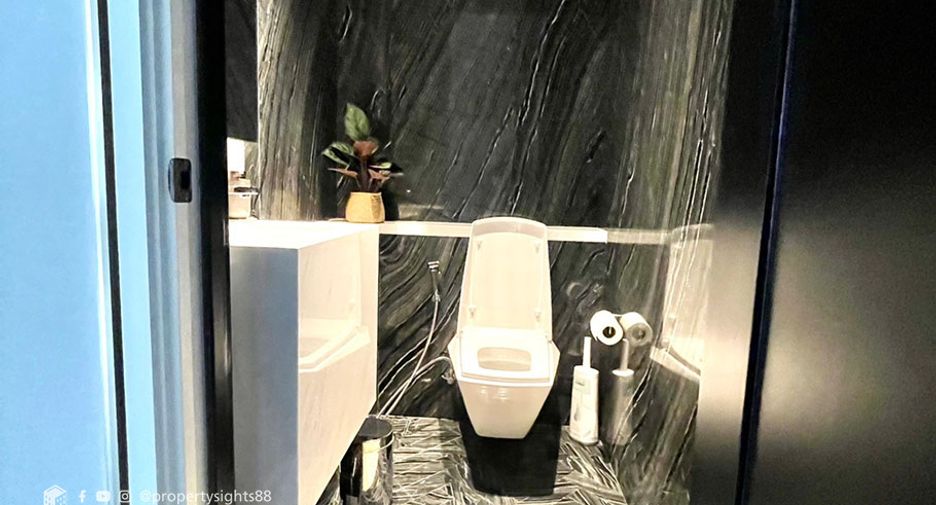 For rent 2 bedrooms condo in Bang Kho Laem, Bangkok