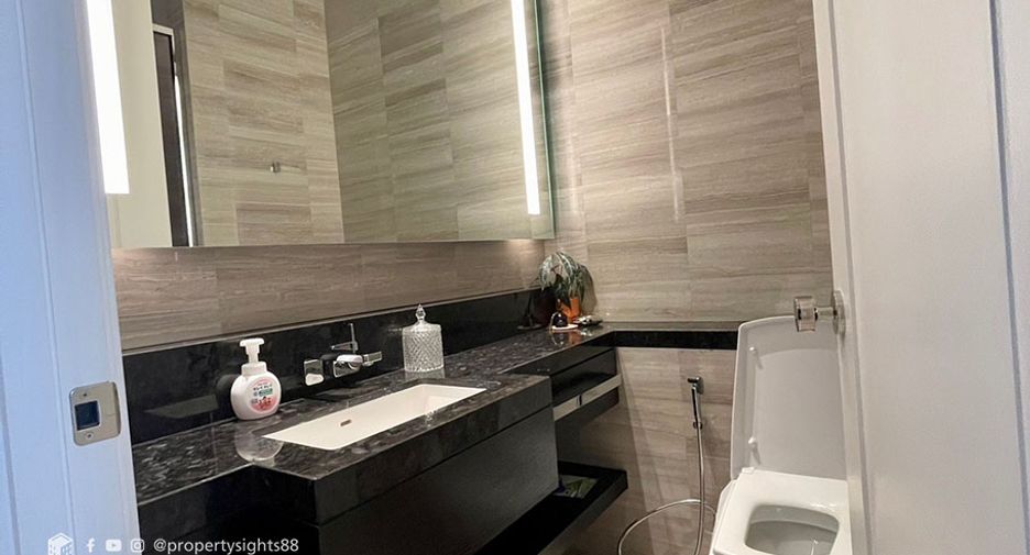 For rent 2 bedrooms condo in Bang Kho Laem, Bangkok