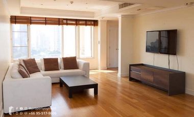 Condo en alquiler de 3 habitaciones en Watthana, Bangkok