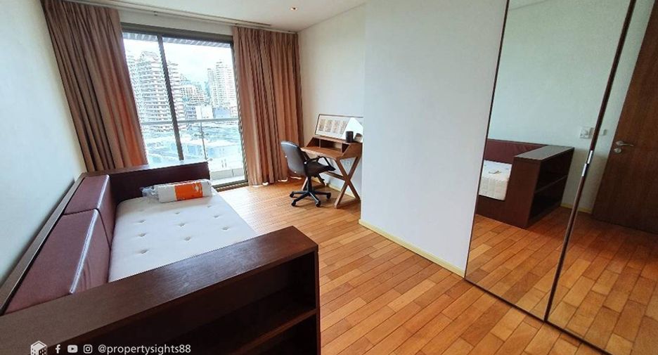 Condo en alquiler de 2 habitaciones en Khlong Toei, Bangkok