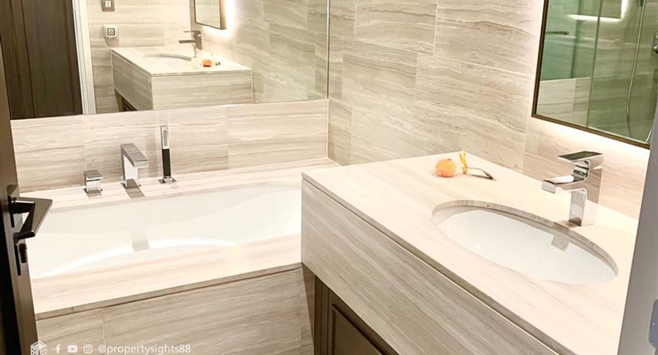 For rent 1 Beds condo in Khlong Toei, Bangkok