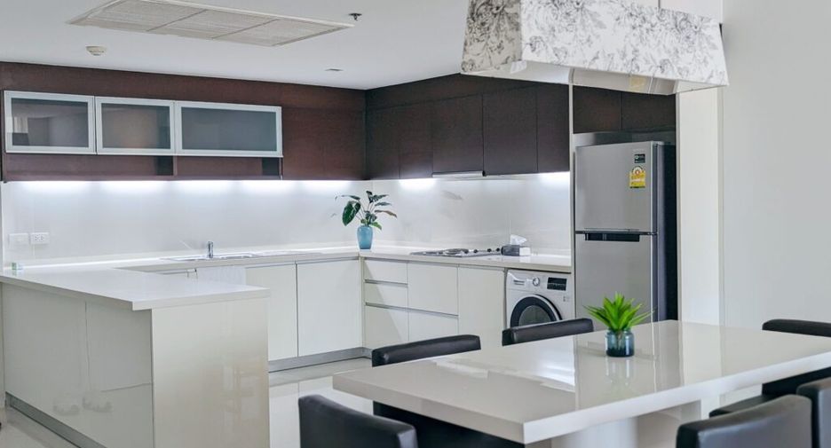 Wohnung zur Miete mit 3 Zimmer in Sathon, Bangkok