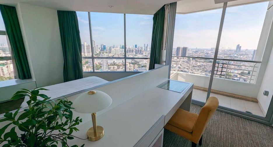 Wohnung zur Miete mit 3 Zimmer in Sathon, Bangkok
