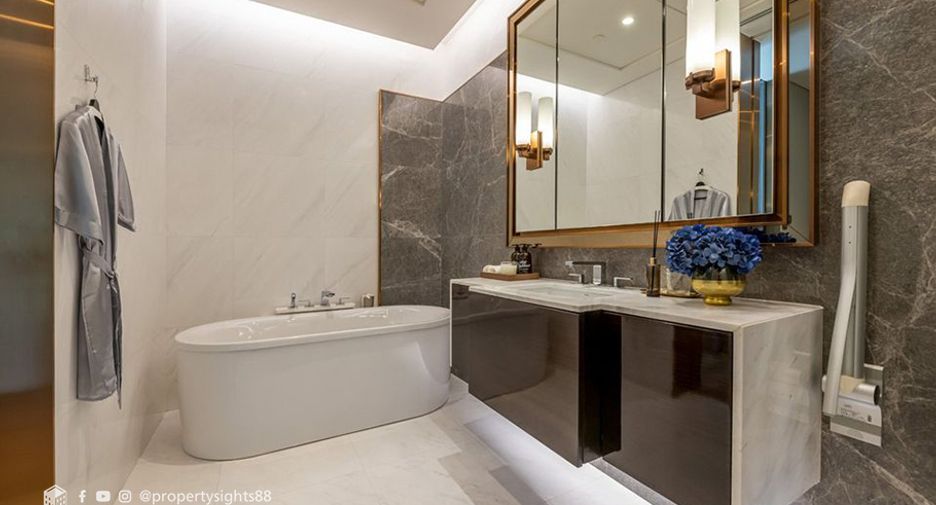 À louer 1 chambre condo à Pathum Wan, Bangkok