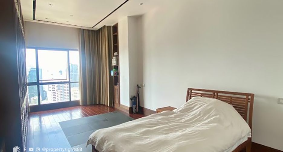 À louer 3 chambres condo à Watthana, Bangkok