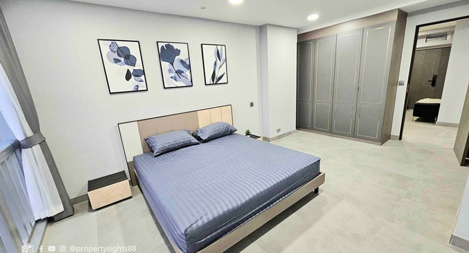 Wohnung zur Miete mit 3 Zimmer in Khlong Toei, Bangkok