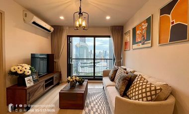 For rent 2 bedrooms condo in Pathum Wan, Bangkok