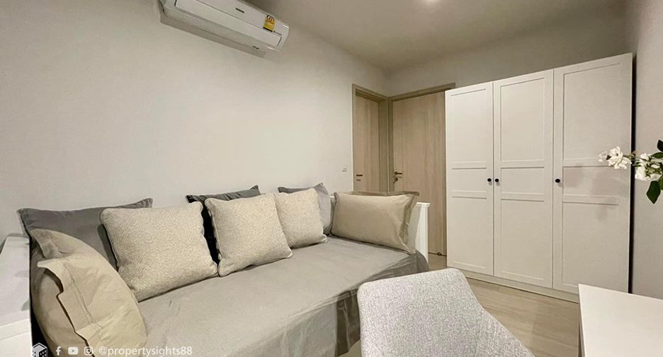 For rent 2 bedrooms condo in Pathum Wan, Bangkok