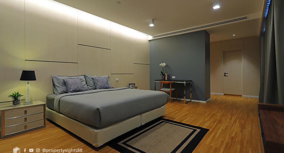ให้เช่า 3 ห้องนอน คอนโด ใน วัฒนา, กรุงเทพฯ