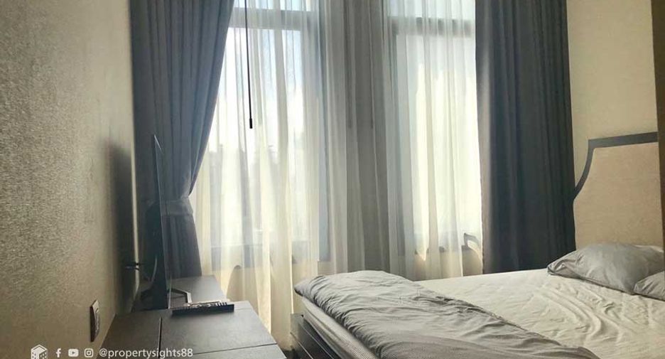For rent 2 bedrooms condo in Khlong Toei, Bangkok