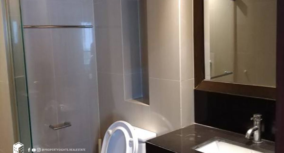 For rent 2 bedrooms condo in Sathon, Bangkok