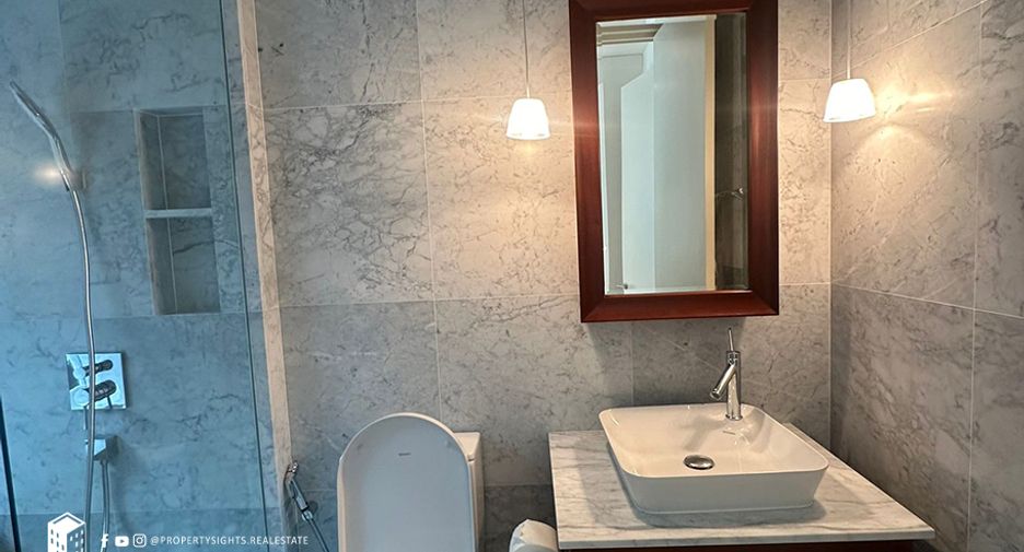 For rent 1 bed condo in Watthana, Bangkok