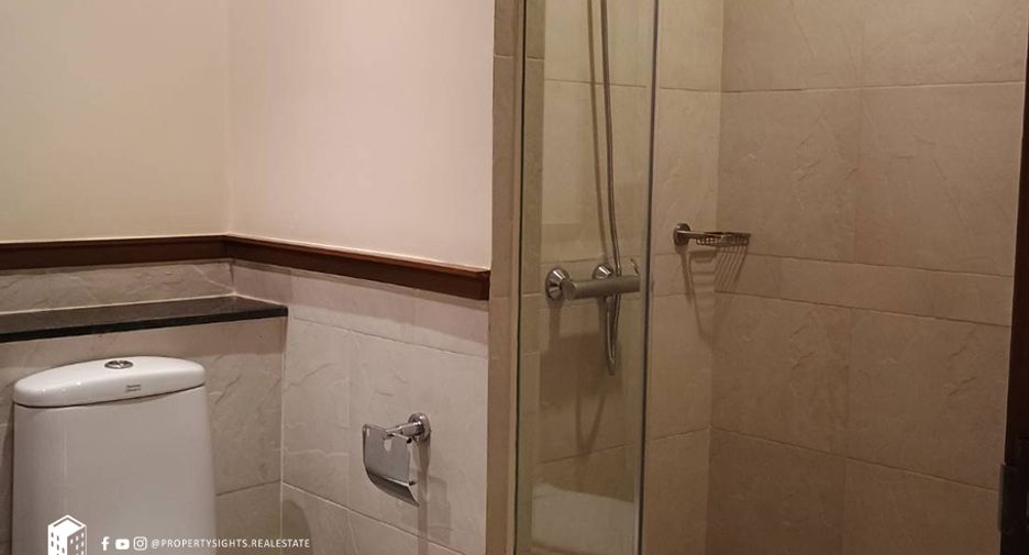 For rent 3 ベッドルーム condo in Sathon, Bangkok