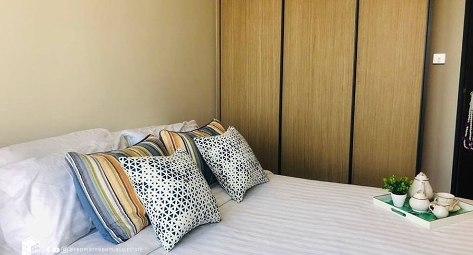 For rent 2 bedrooms condo in Khlong Toei, Bangkok