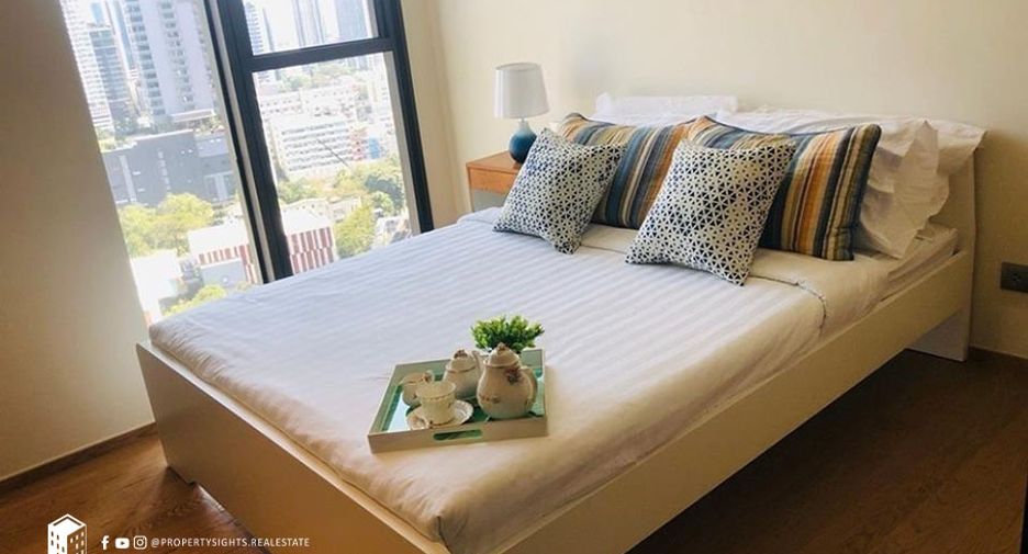 For rent 2 bedrooms condo in Khlong Toei, Bangkok