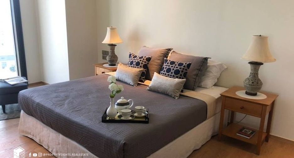 For rent 2 bedrooms condo in Khlong Toei, Bangkok