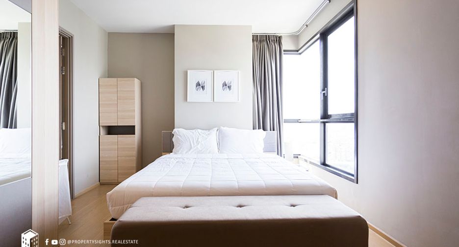For rent 2 bedrooms condo in Watthana, Bangkok