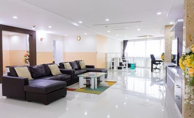 Wohnung zur Miete mit 3 Zimmer in Khlong Toei, Bangkok