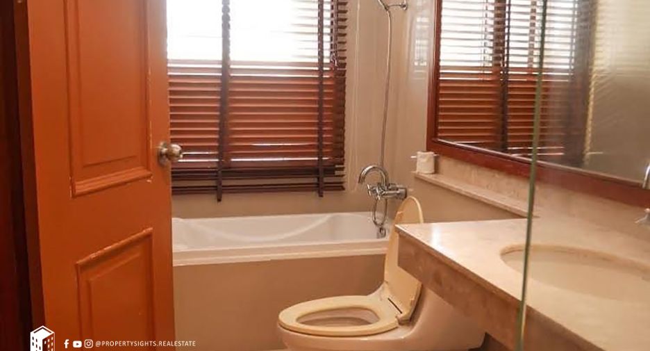 For rent 1 bed condo in Pathum Wan, Bangkok