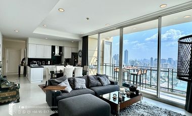 For sale 2 bedrooms condo in Watthana, Bangkok