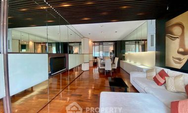 For sale 2 bedrooms condo in Watthana, Bangkok