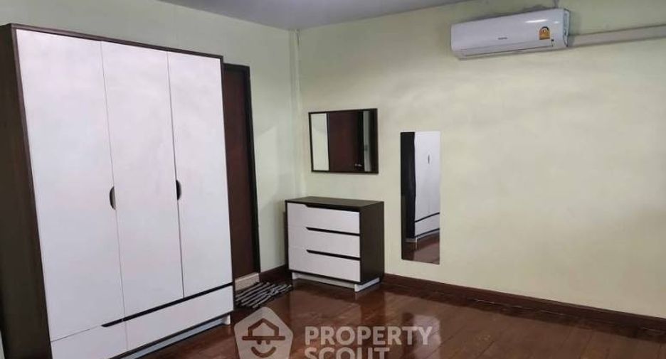Reihenhaus zur Miete mit 3 Zimmer in Central Pattaya, Pattaya
