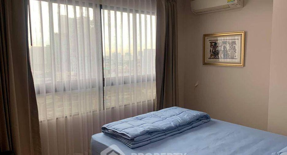For rent 2 bedrooms condo in Phaya Thai, Bangkok