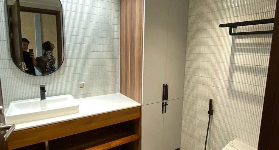 For rent 1 bed condo in Watthana, Bangkok