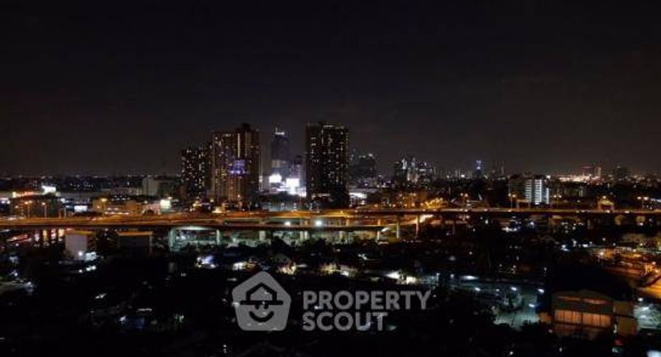 For rent 2 bedrooms condo in Khlong Toei, Bangkok
