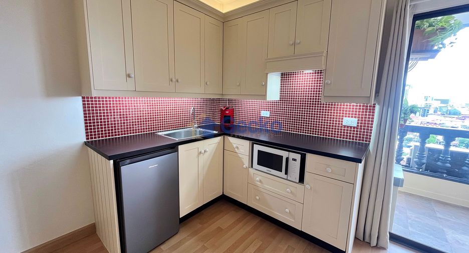 For sale 2 bedrooms condo in South Pattaya, Pattaya