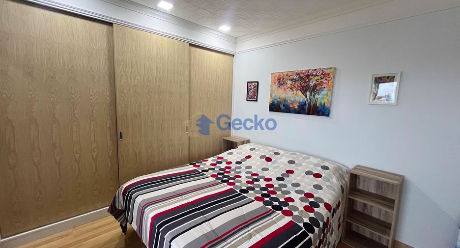For sale 2 bedrooms condo in South Pattaya, Pattaya