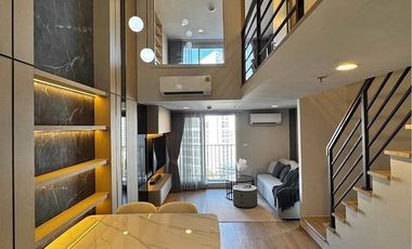 Condo en alquiler de 2 habitaciones en Bang Rak, Bangkok
