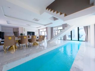 For sale 5 bedrooms villa in Bang Saray, Pattaya