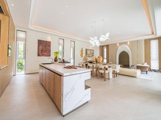 Villa en venta de 6 habitaciones en Bang Lamung, Chonburi