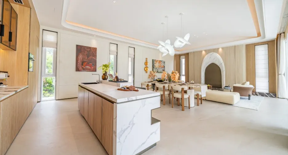 For sale 6 bedrooms house in Huay Yai, Pattaya