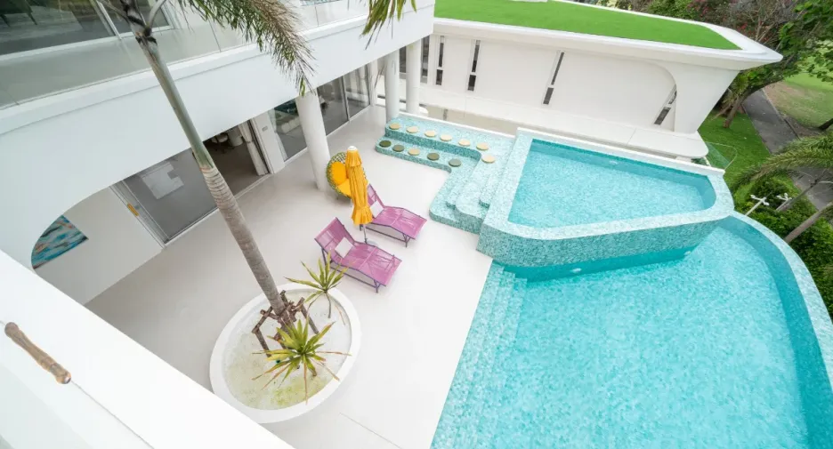 For sale 6 bedrooms house in Huay Yai, Pattaya