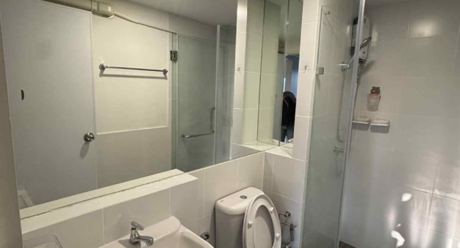 For rent 2 ベッドルーム condo in Bang Bua Thong, Nonthaburi