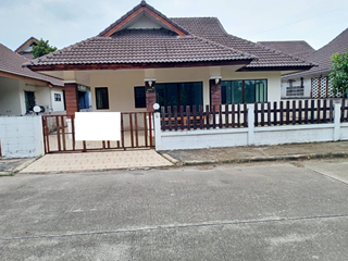 Haus zum Kauf mit 3 Zimmer in Pluak Daeng, Rayong