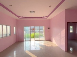 Casa en venta de 3 habitaciones en Ban Khai, Rayong