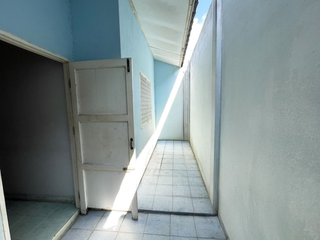 Casa adosada en venta de 2 habitaciones en Pluak Daeng, Rayong