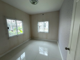 Haus zum Kauf mit 2 Zimmer in Pluak Daeng, Rayong