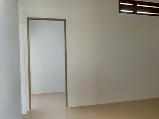À vendre 2 chambres maison à Pluak Daeng, Rayong
